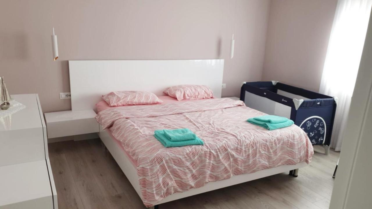 Luxurious Double Bedroom Suite Τίρανα Εξωτερικό φωτογραφία